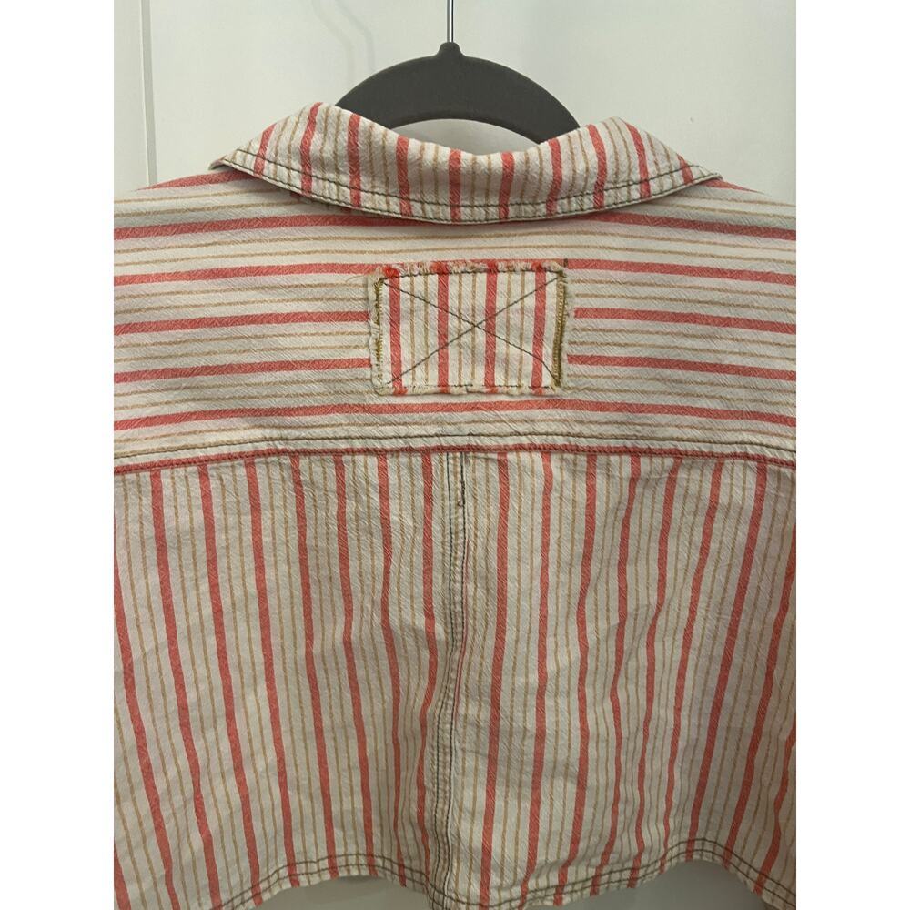 Free People We The Free Striped Red Oxford Crop Button Front XS Boxy Top Shirt - Picture 9 of 10